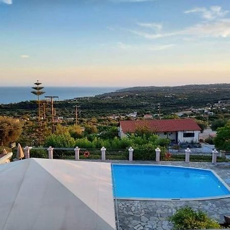 الشقق الفندقية Mousataفي  Nostos المظهر الخارجي الصورة